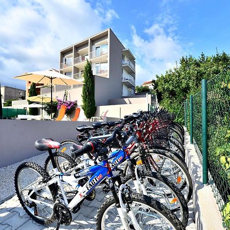 Bretia Apartments Sutivan Exterior foto